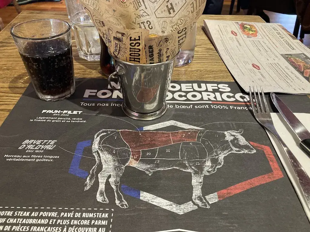 Marie N. D._Hippopotamus_Gières_review