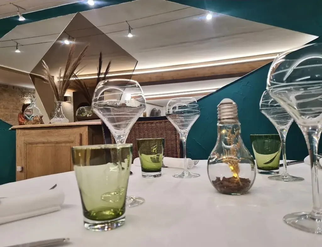 Restaurant - Le Madeleine par Cyril Coutin_d'Iton_slider_image_2