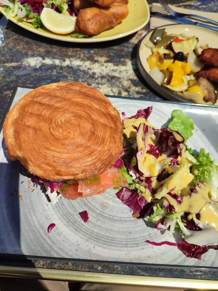 Hamed Zakerzadeh_Le Comptoir Crémaillère_Courseulles-sur-Mer_review