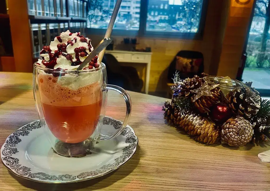 Coffee & Tea_Courseulles-sur-Mer_slider_image_2