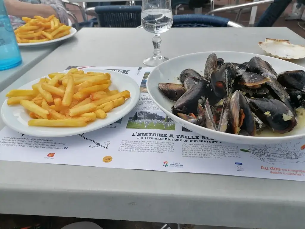 Menu_Bar de la Mer à Arromanches-les-Bains_Courseulles-sur-Mer_immagine_8