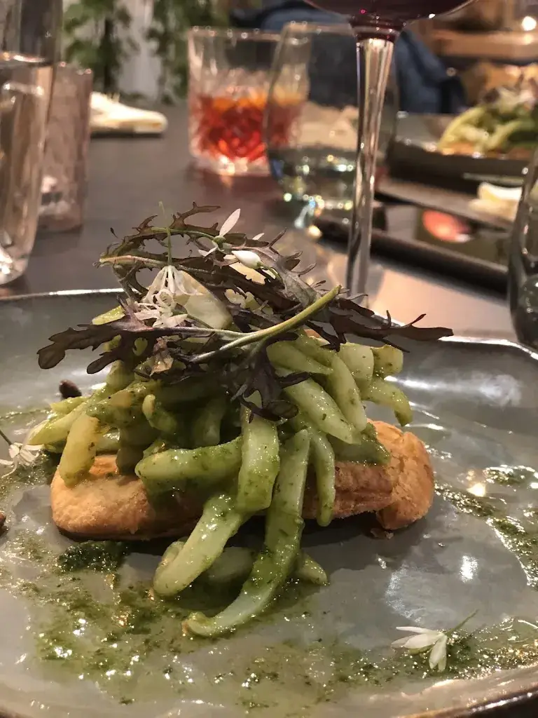 Maria Charrie_L'alouvi_Douvres-la-Délivrande_review