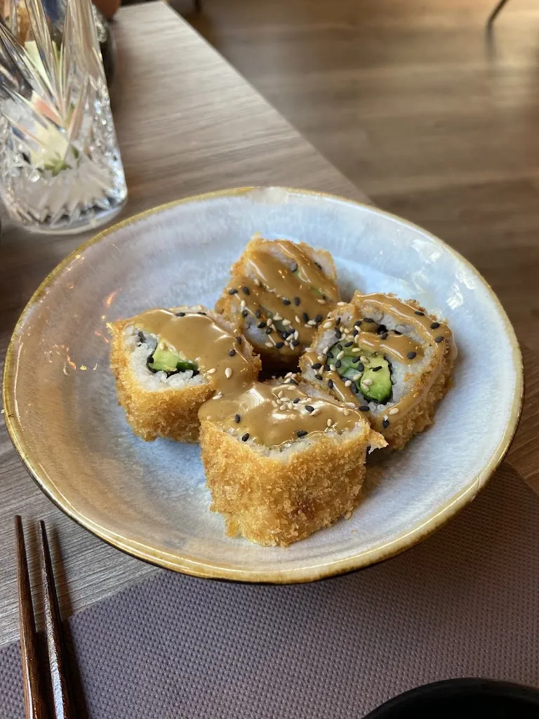 Julien&Kadyn Paya_Restaurant Le Katana_Tronche_review