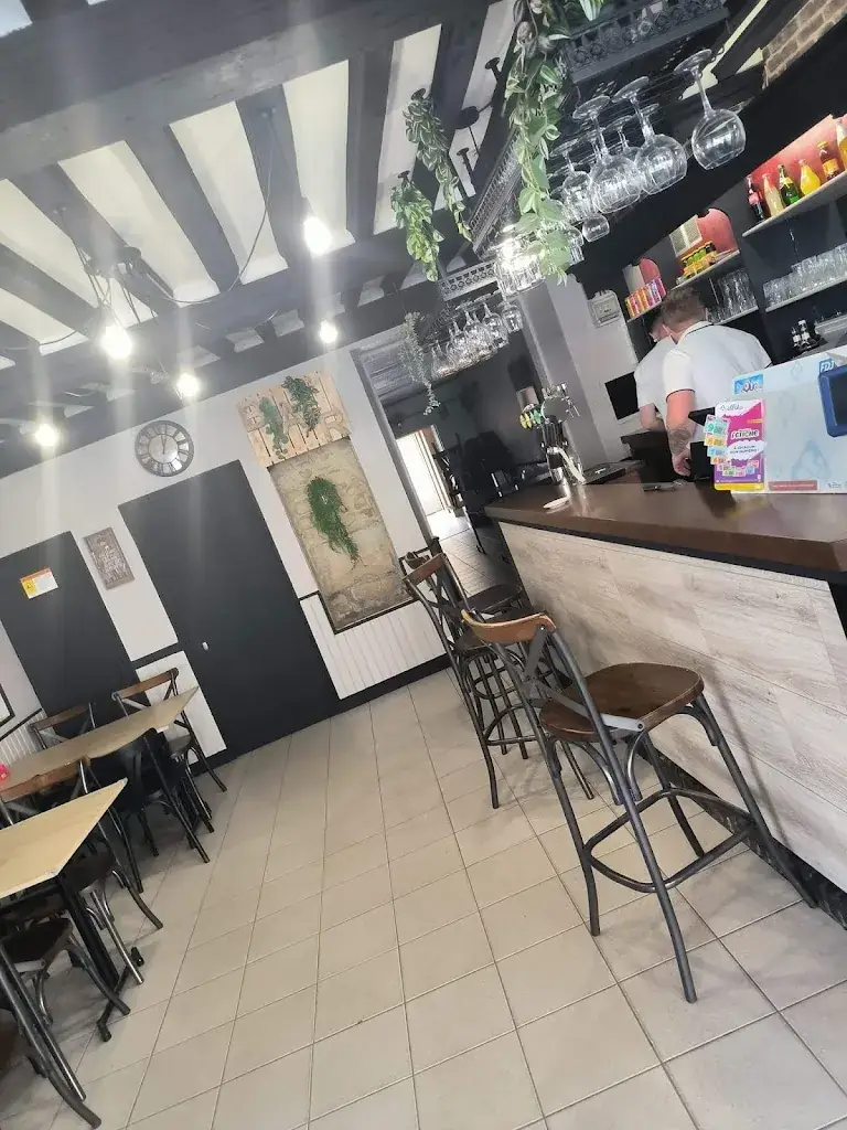 O COMPTOIR DES POTES restaurant in Seulles