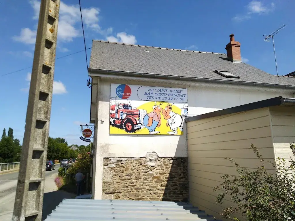 Au Saint Julien restaurant in Saint-Julien-du-Terroux