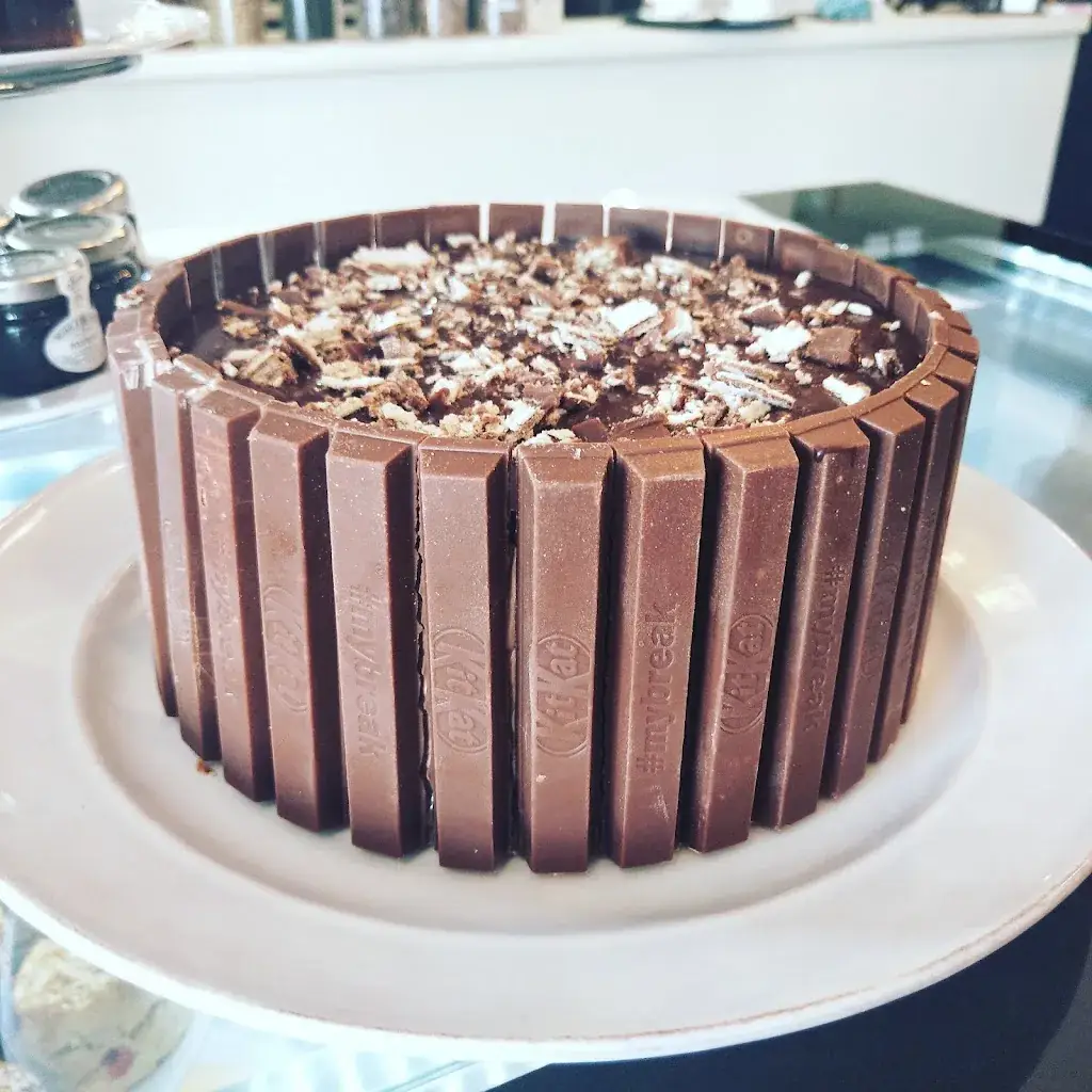 Bella's Tea Room_Normandie_slider_image_2