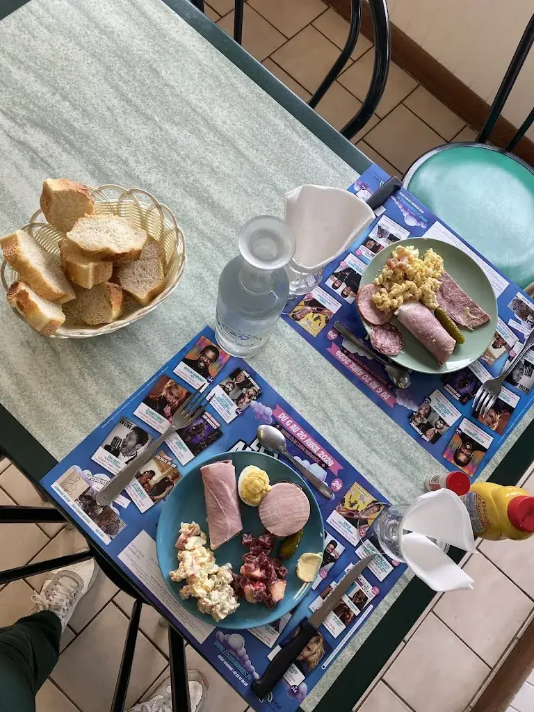 Maïlys Garnier_Chez Willy_d'Andaine_review