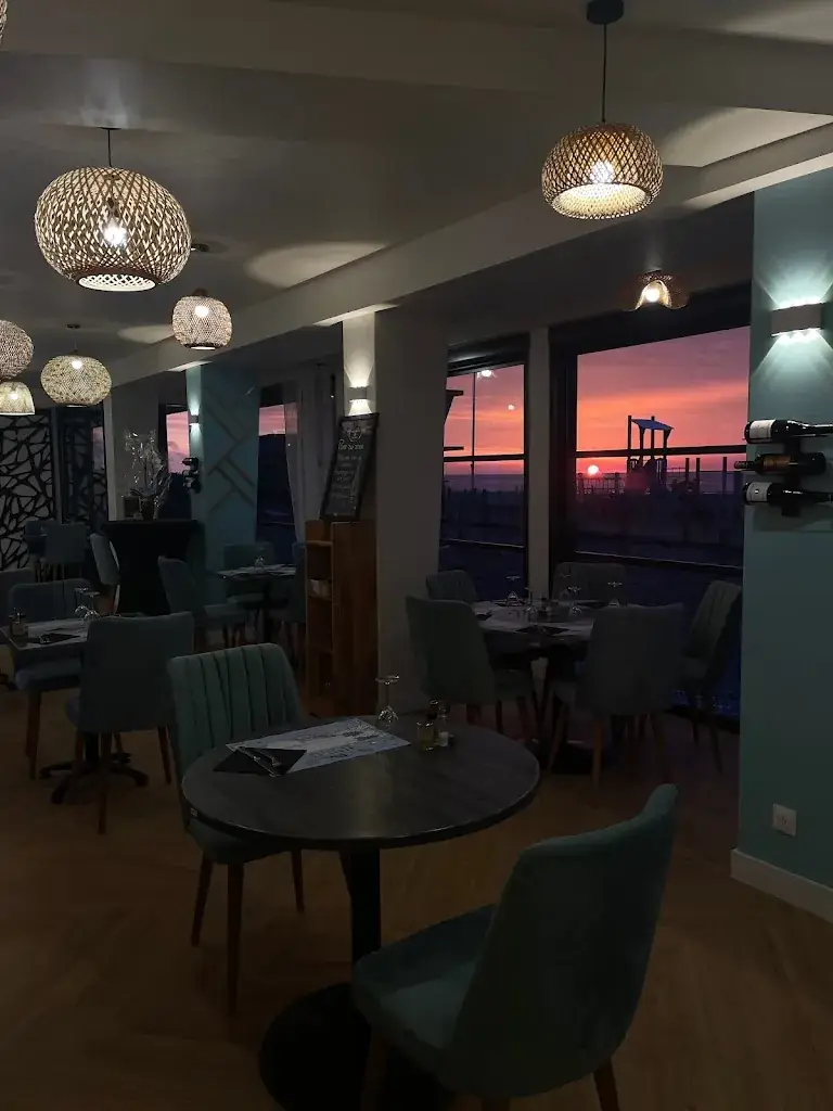 Le Resto de la Plage_Criel-sur-Mer_slider_image_1