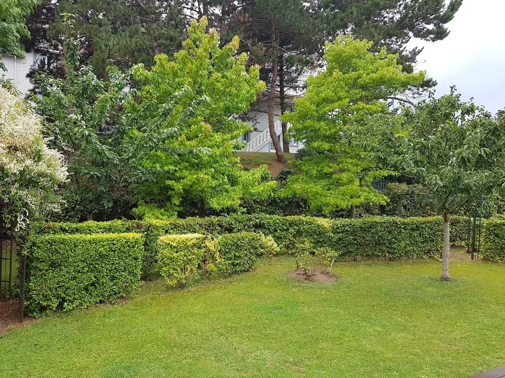 Norman Jones_Logis Hôtel, Restaurant & Spa de la Vieille Ferme_Criel-sur-Mer_review