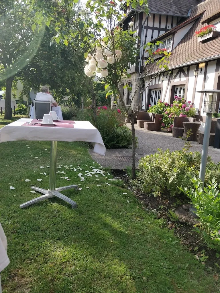 Marco Lucchino_Logis Hôtel, Restaurant & Spa de la Vieille Ferme_Criel-sur-Mer_review