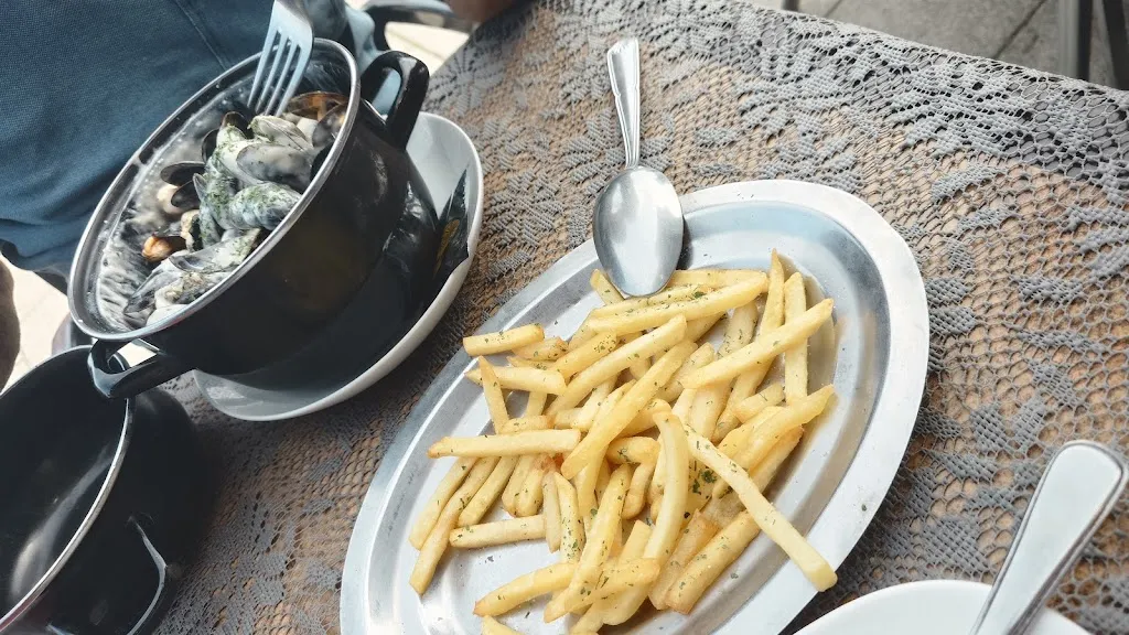 Werner Senft_La Goelette_Tréport_review