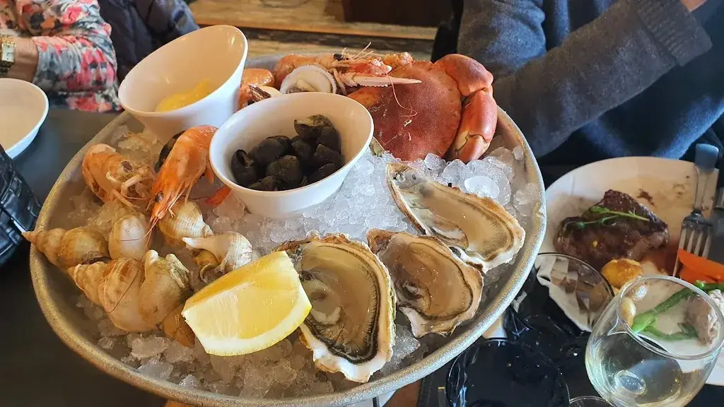 Pom V._Restaurant le Saint Louis_Tréport_review