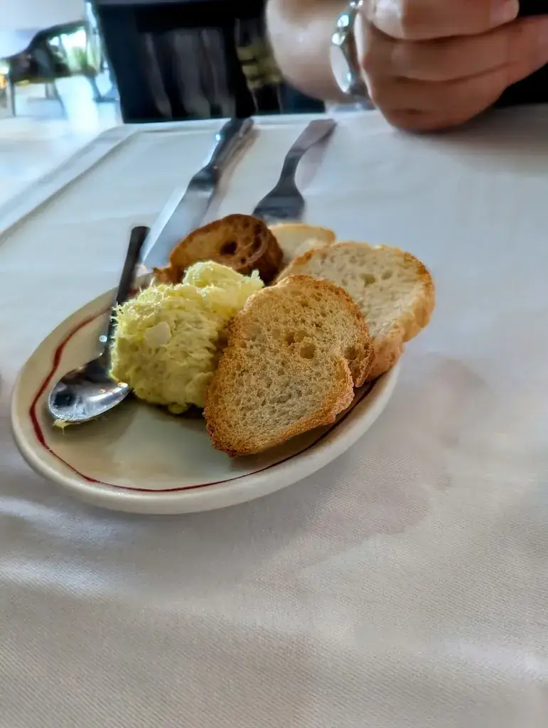 Natalie Myers_Brasserie De La Côte_Tréport_recensione