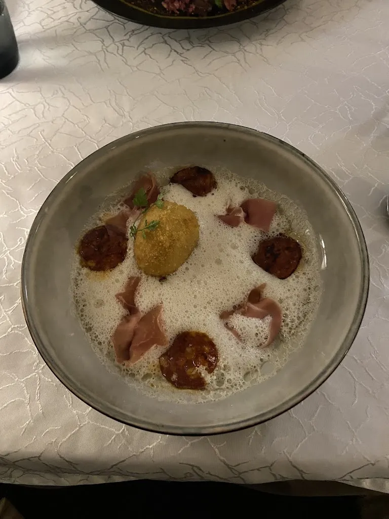 sophie H_La Vieille Gabelle_Évreux_review