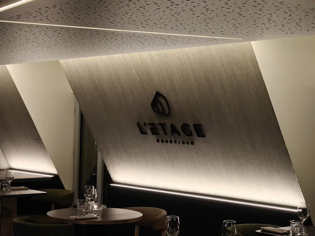 Joni Gritzner_L ETAGE DEAUVILLE_Deauville_review