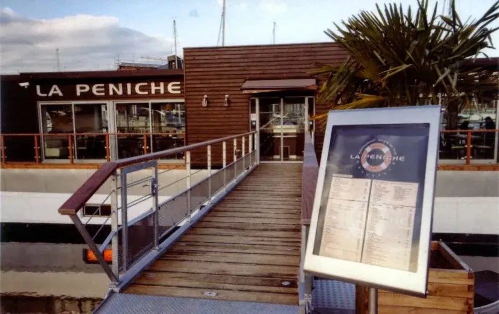 La Péniche restaurant in Deauville