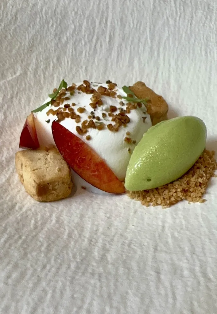 Aurel H_L'Essentiel_Deauville_review