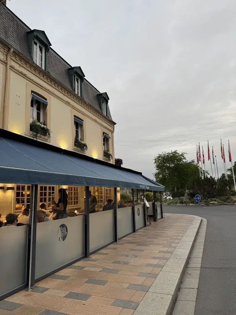 Amir Jad_L'Odyssée_Deauville_review