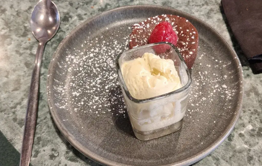 Simone S._chez Clairon_Deauville_review