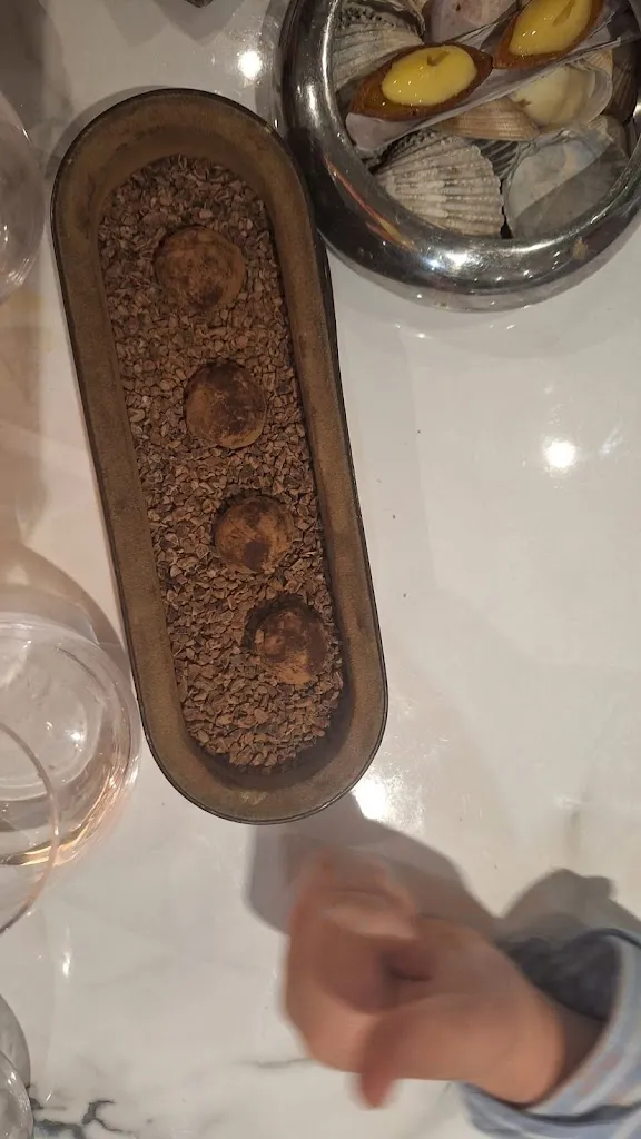 Jameel Lombard_Restaurant Maximin Hellio_Deauville_review