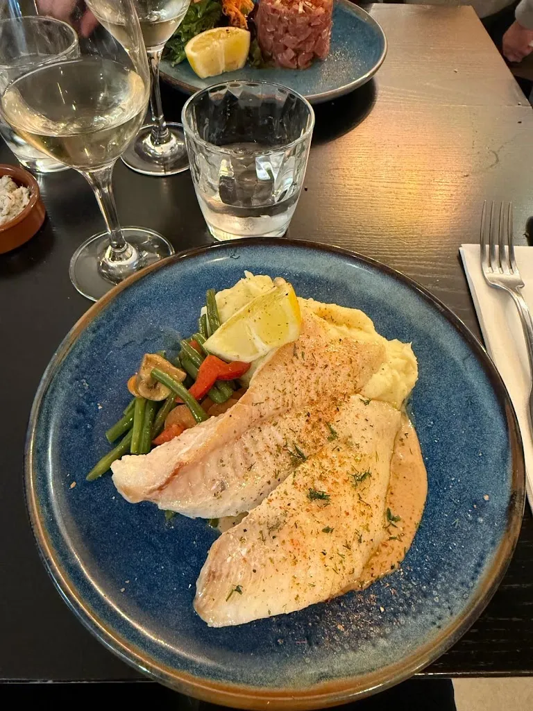 Ann-Sofie De Meulemeester_L'Etoile des Mers_Deauville_review