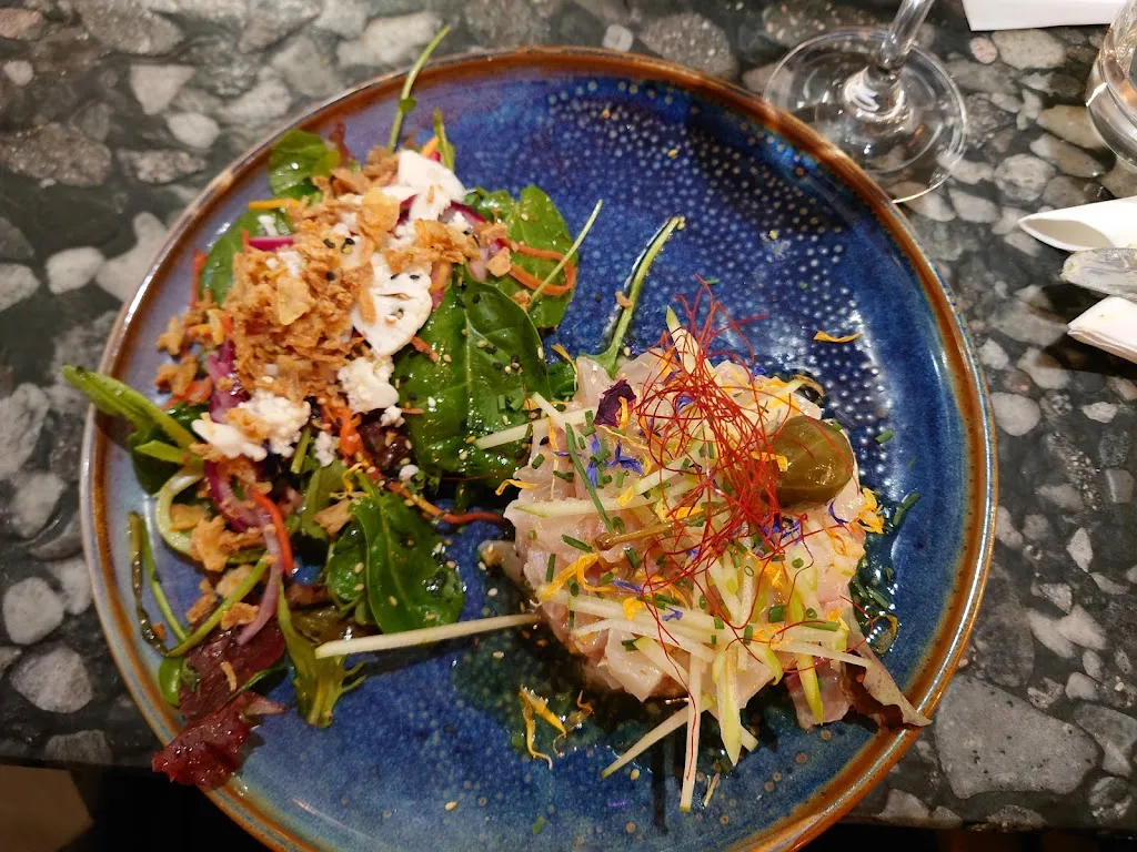 Zurab Zaalishvili_L'Etoile des Mers_Deauville_review