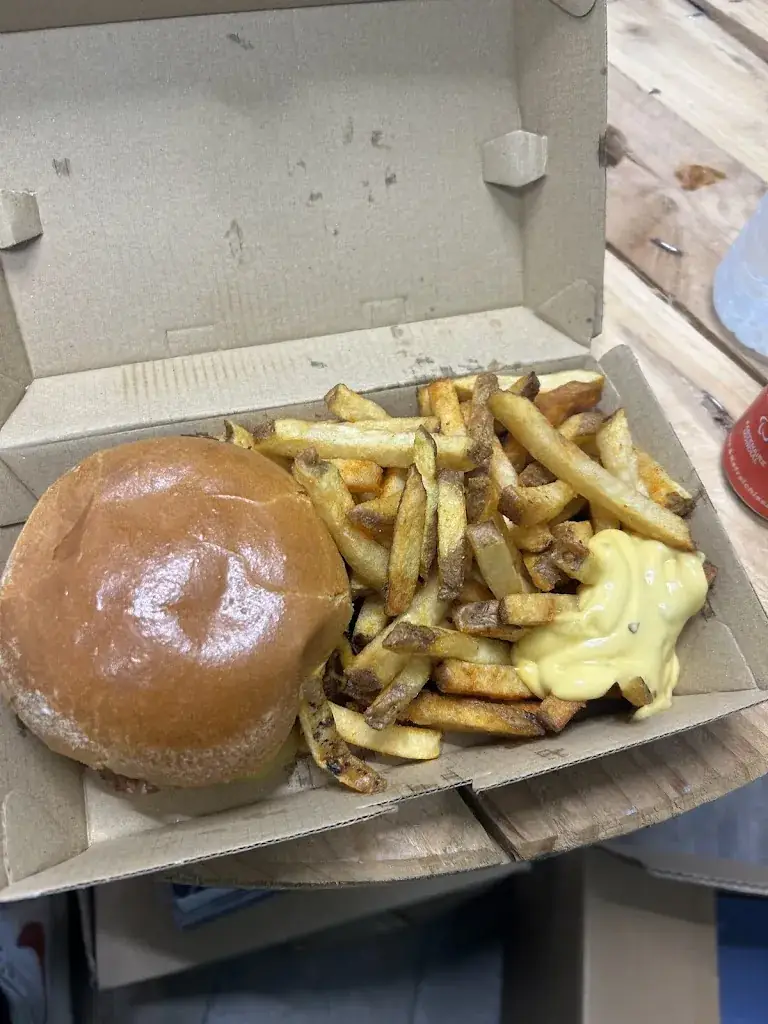 Khadijatou B _Food Korner_Darnétal_review