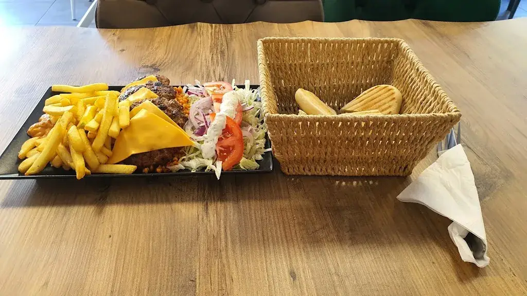 Soufiane Thami _Kebab Le Bosphore_Darnétal_review