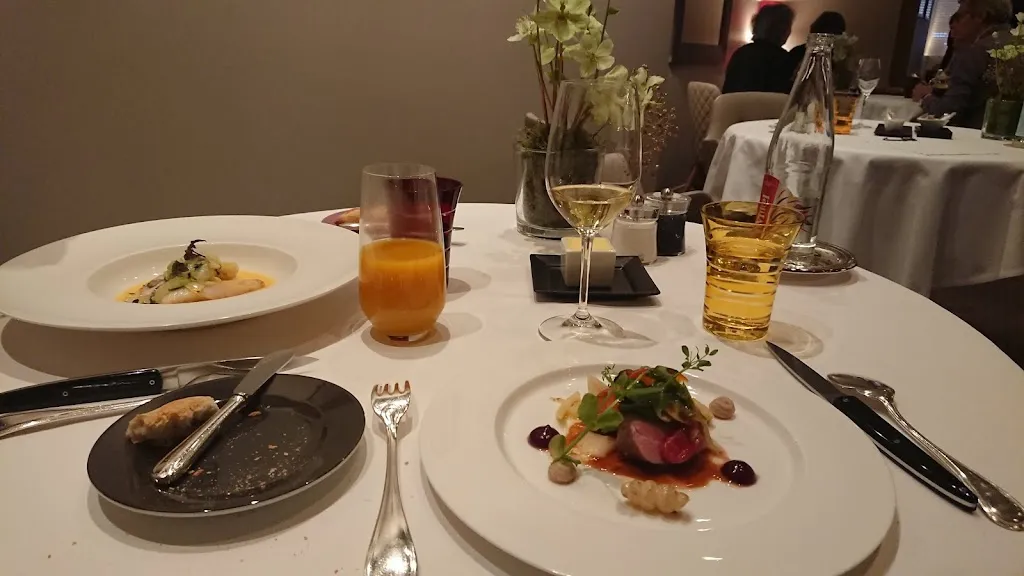 Gill_Rouen_slider_image_3