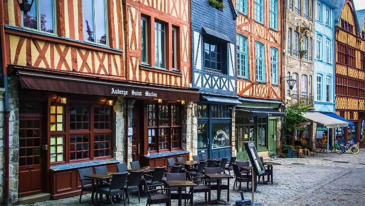 AUBERGE SAINT MACLOU restaurant in Rouen