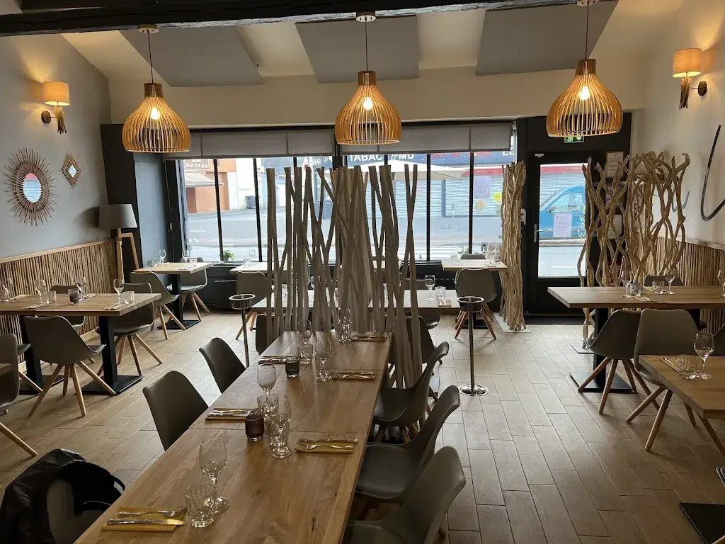 A l' intuition restaurant in Dives-sur-Mer