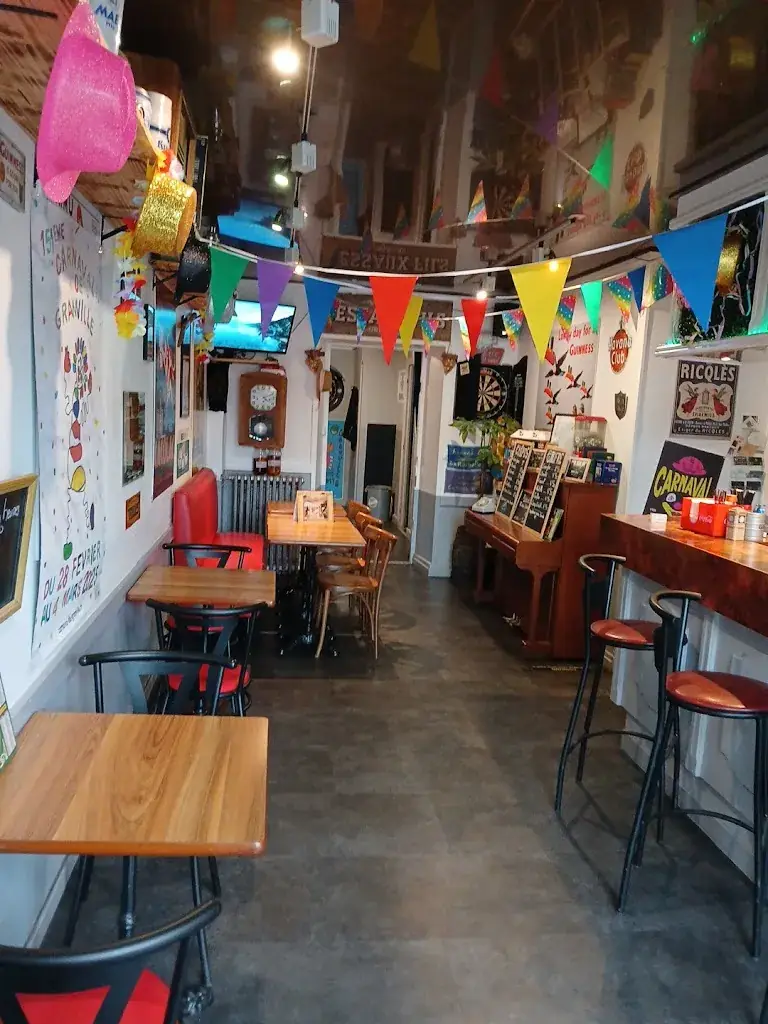 LE BISTROQUET_Donville-les-Bains_slider_image_2