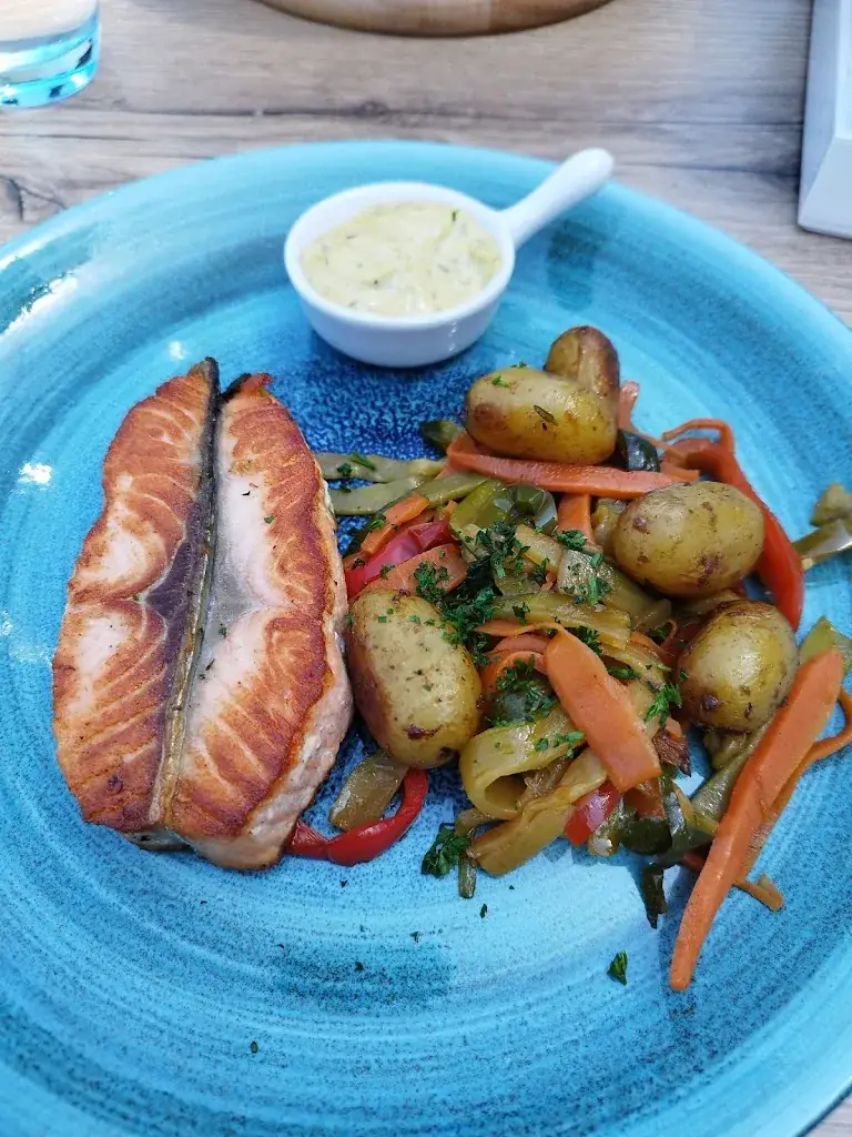 miawtr_Le Bas Fort Blanc_Dieppe_review