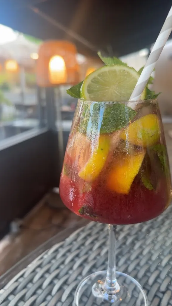 Léa Gaillard_LES PLANCHES_Douvres-la-Délivrande_review