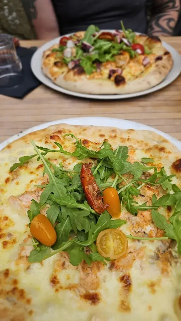 Mark Stoddart_L'Echauguette_Poiraie_review