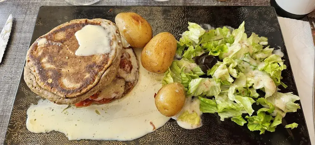 Le Bistrot St Julien_Poiraie_slider_image_3