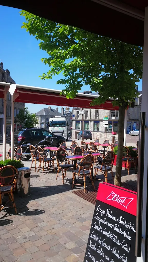 Le Central_Poiraie_slider_image_1