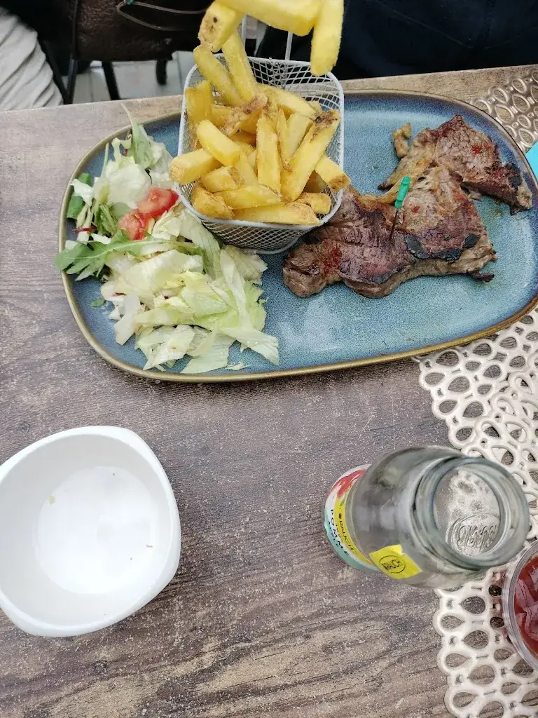 sébastien jousseaume_Au cochon casqué - la taverne gauloise_Doudeville_review