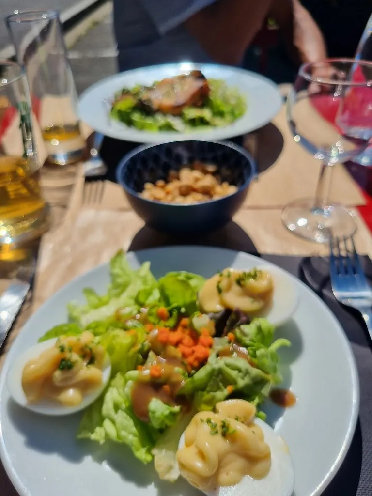 Séverine GONFROY_Café de la Place_Dozulé_review