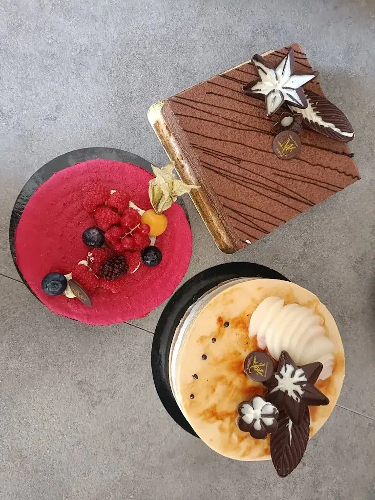 Adrien Cadet_Maison Conan_Dozulé_review