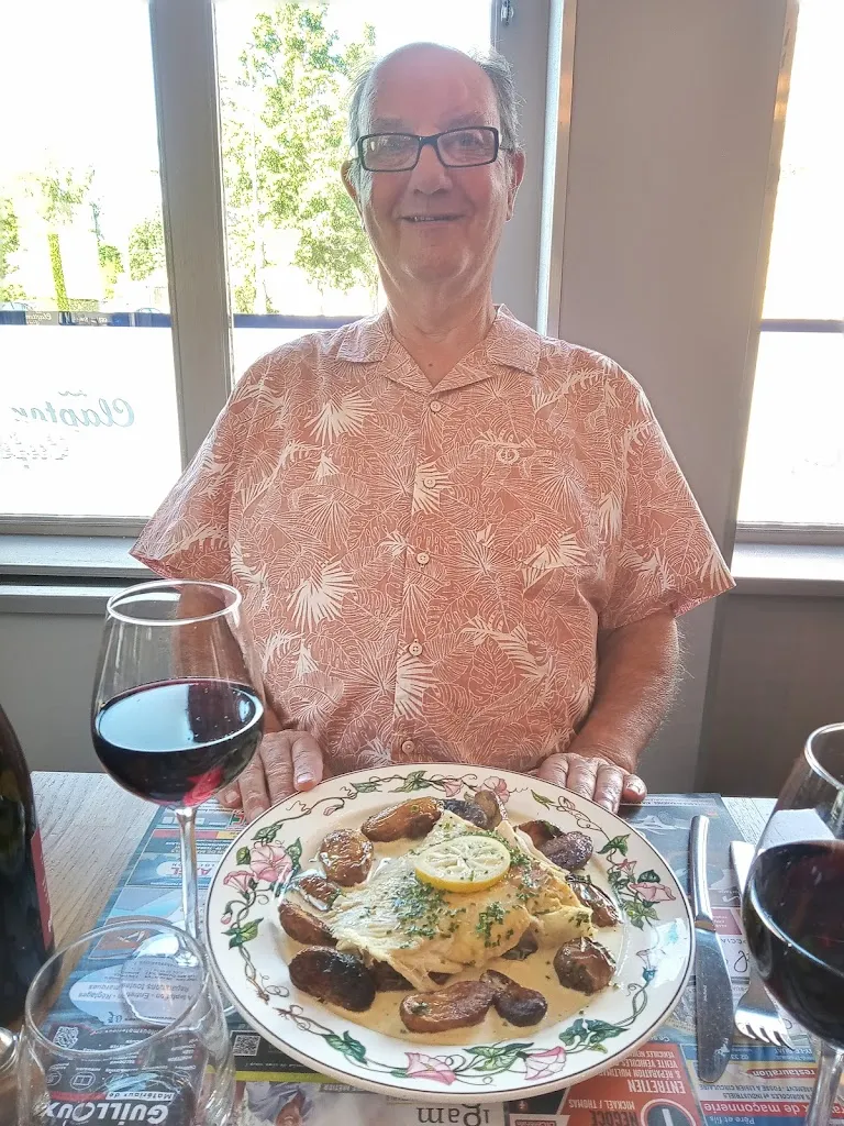 Carol Ramsell_Restaurant Le Clapton Café_Chéris_review