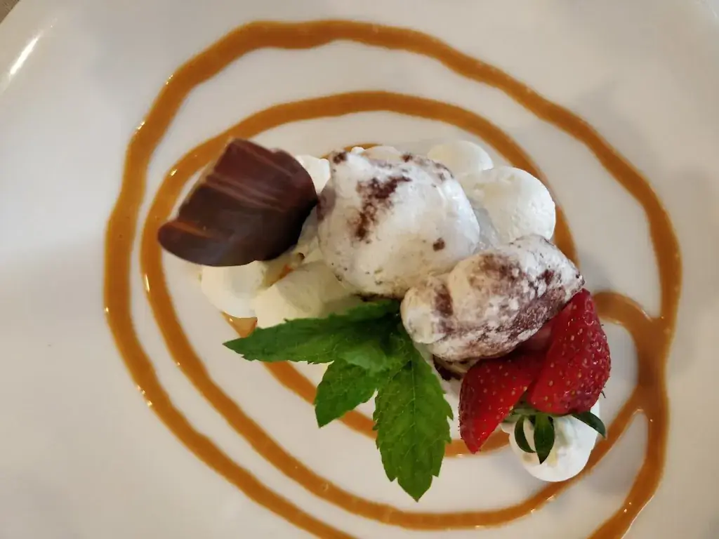 Auberge de la Houssaye restaurant in Épaignes