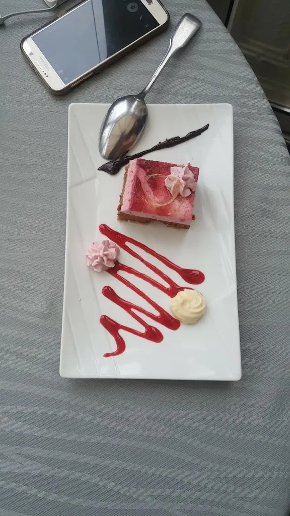 Myeong-Chan Cho_Restaurant 