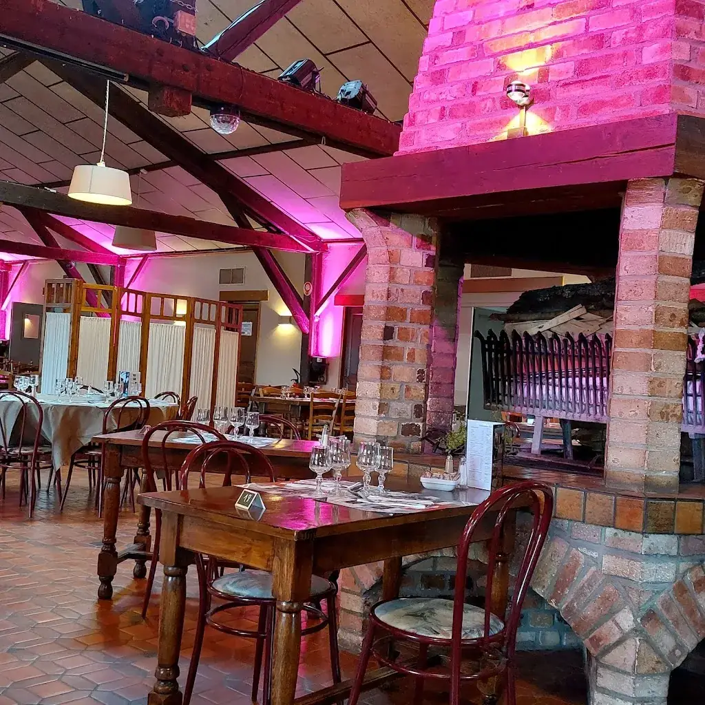 Restaurant de la Briquerie restaurant in Équemauville