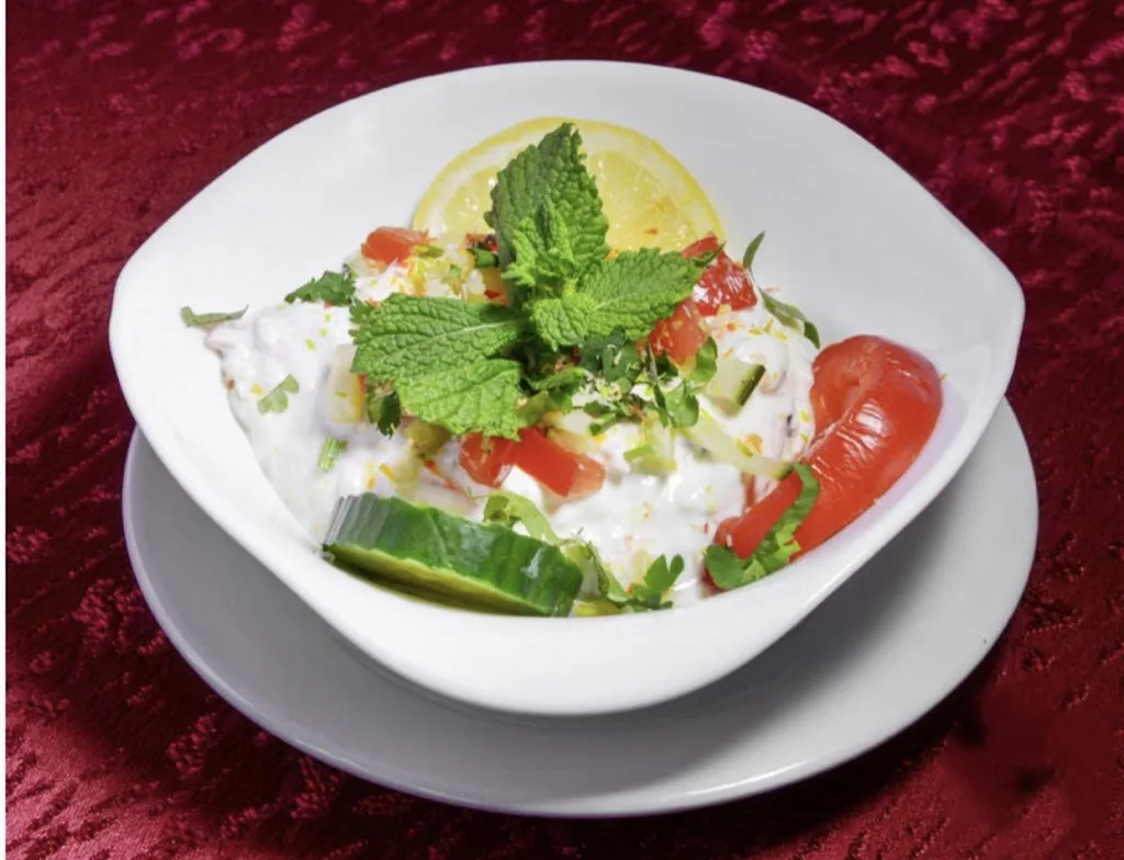 Restaurant indien Bollywood_Gaillard_slider_image_3