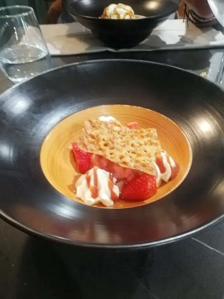 eva saha_Le Bistrot de l'Abbaye_Argentan_recensione