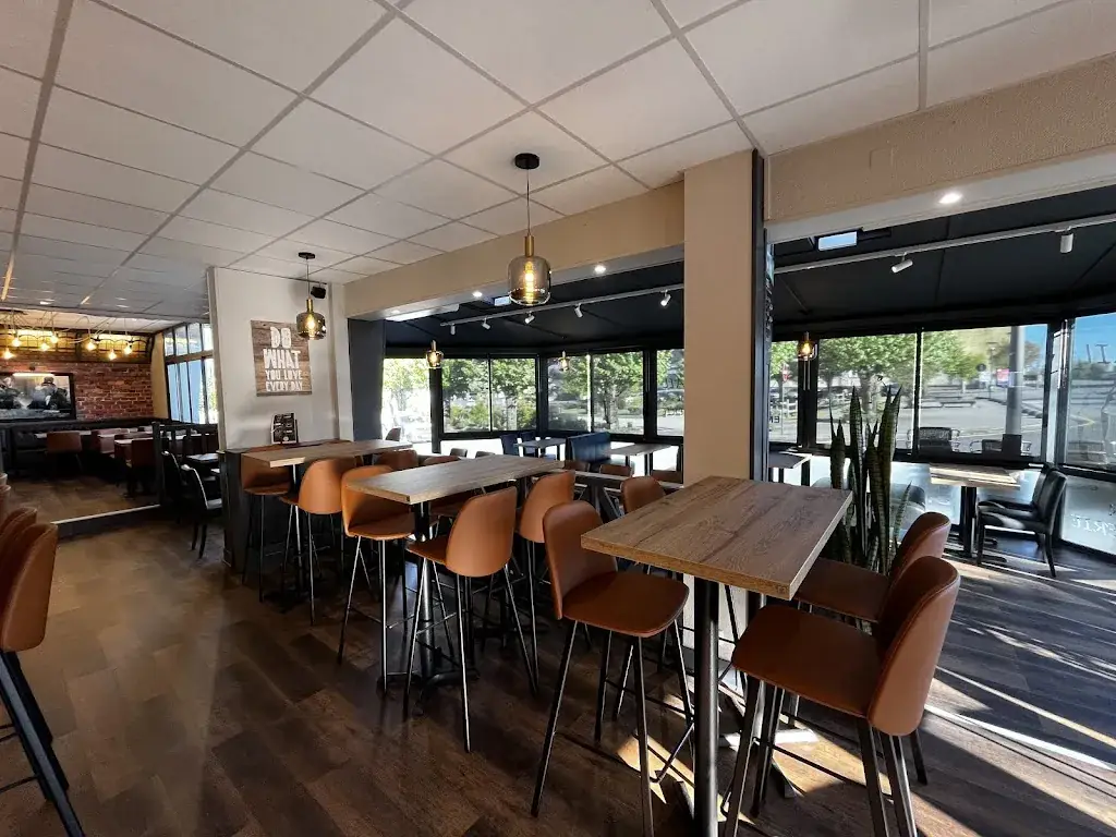 Brasserie Le Rail_Argentan_slider_image_1