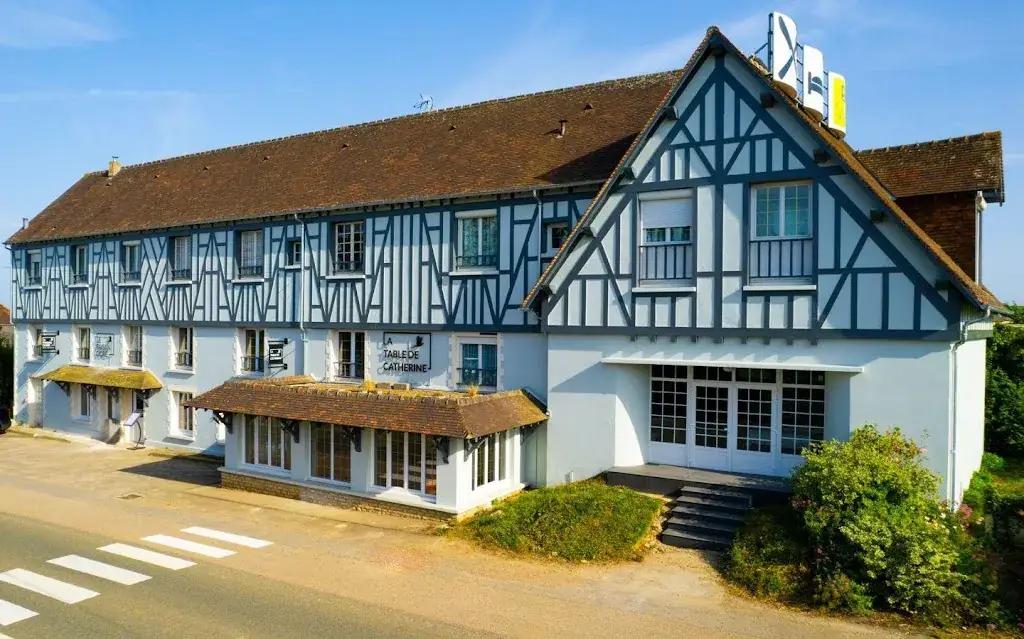 Logis Hôtel le Faisan Doré Rest. la Table de Catherine restaurant in Écouché-les-Vallées