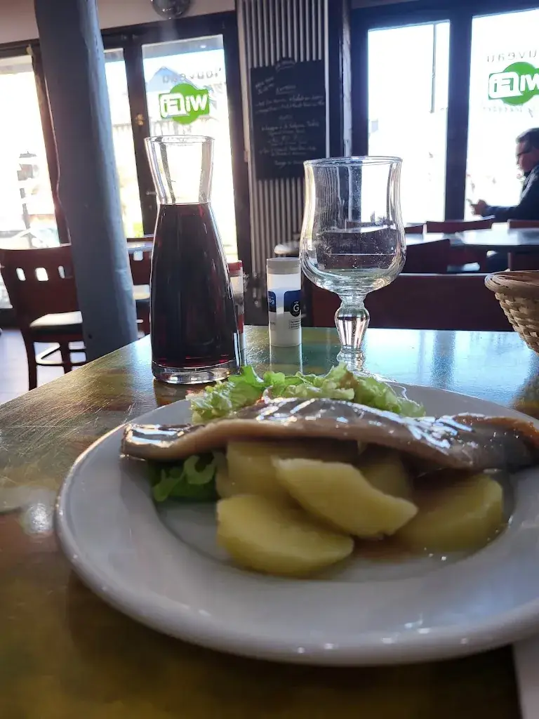 La Taverne Restaurant in Saint-Romain-de-Colbosc