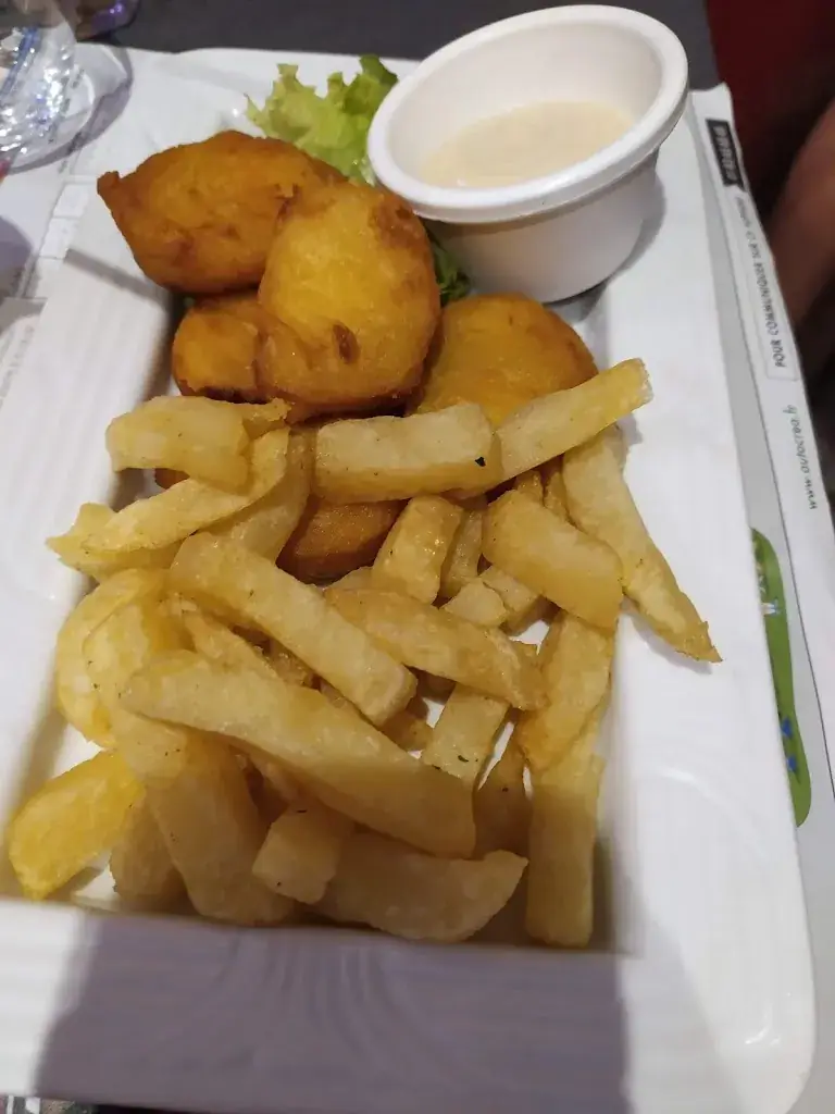 Marie-Ange Marmillon (M-A-M)_Café des Halles_Saint-Romain-de-Colbosc_review